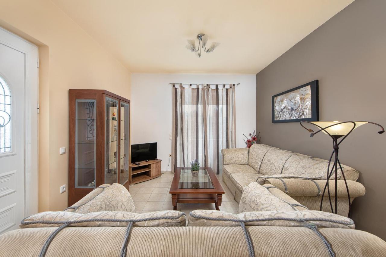 Kiriakos Apartment Afantou Dış mekan fotoğraf